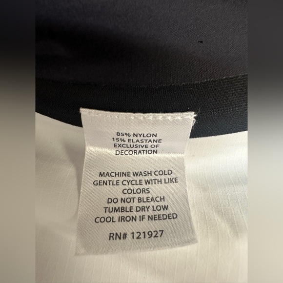 NWT Johnnie-O Performance Mens Folsom Rain Jacket Navy XL retails $398 hooded - Picture 16 of 17